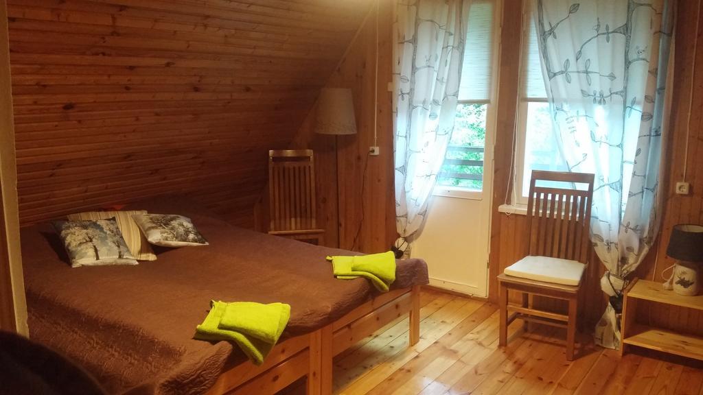Poilsio Baze Guest House Latezeris ภายนอก รูปภาพ