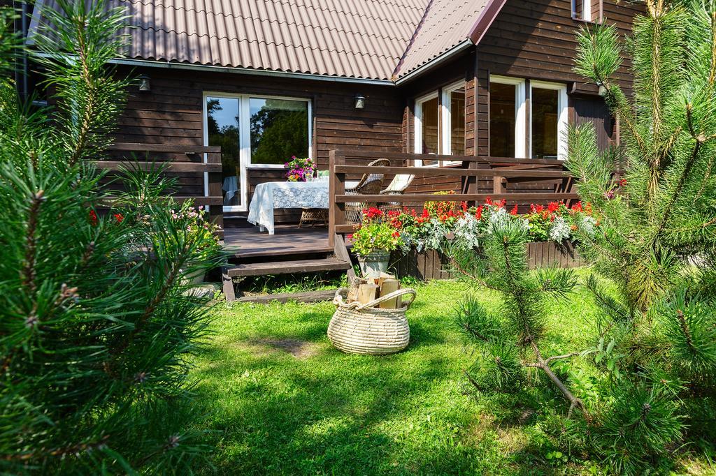 Poilsio Baze Guest House Latezeris ภายนอก รูปภาพ